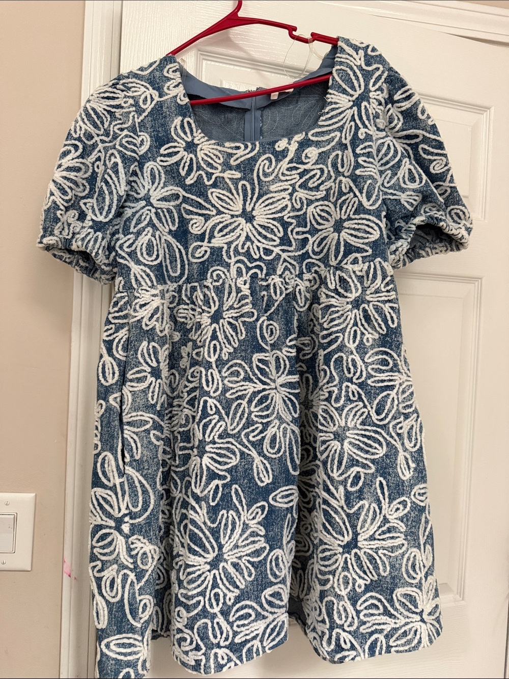 Women's  Blue Floral Lace-Overlay Dress Large